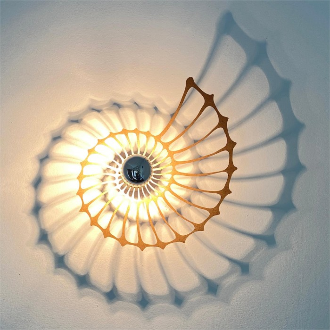 Radiant Nautilus Wandlamp"