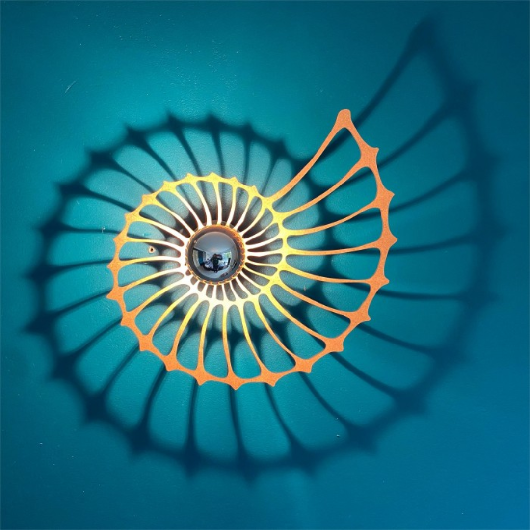 Radiant Nautilus Wandlamp"