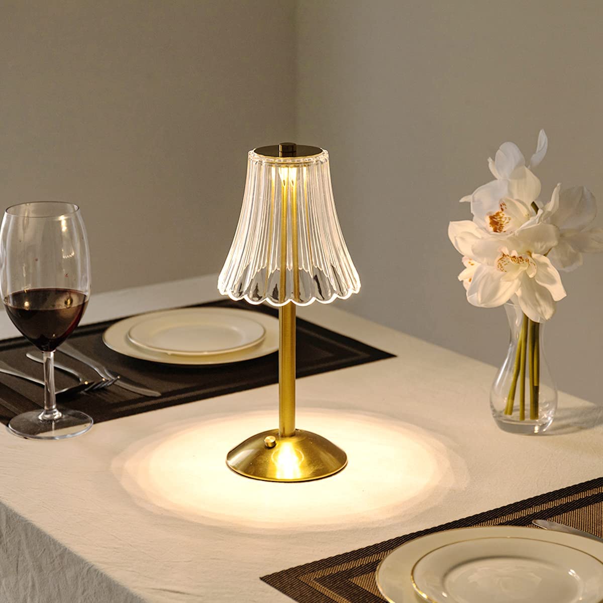 Gouden Kristal - Elegante Tafellamp Met Gouden Afwerking