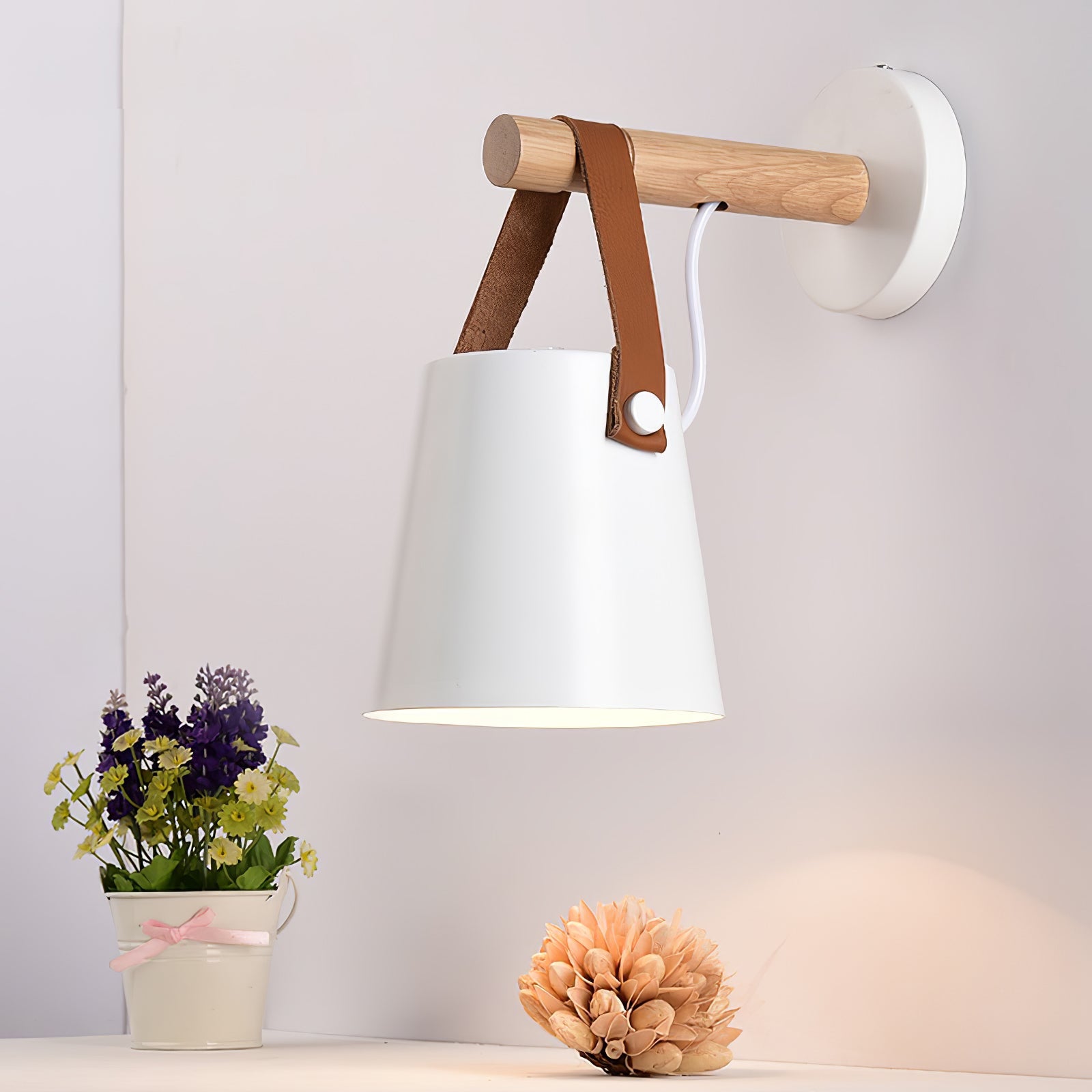 Konic Wandlamp - Stijlvolle Muurlamp Met Houten Accenten