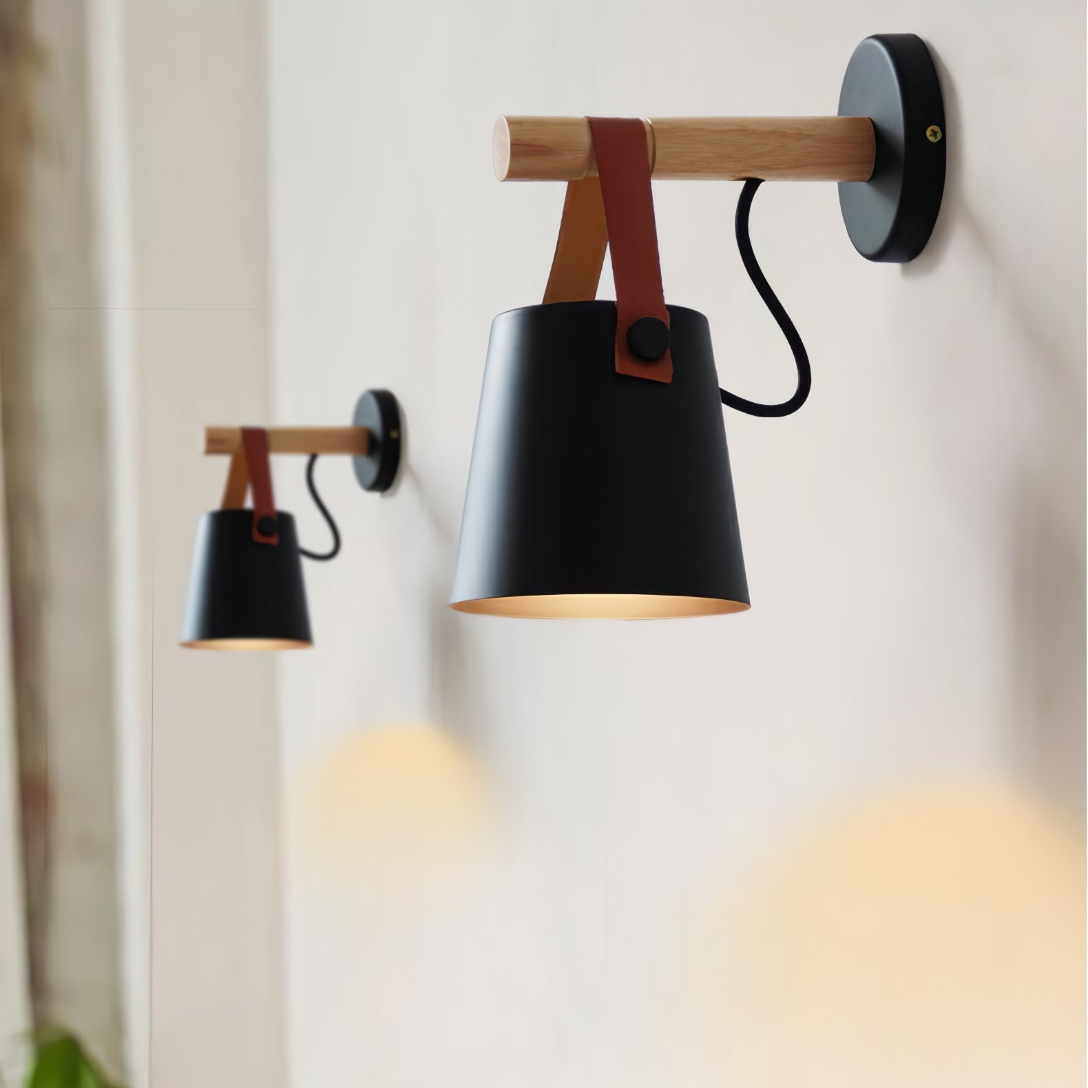 Konic Wandlamp - Stijlvolle Muurlamp Met Houten Accenten