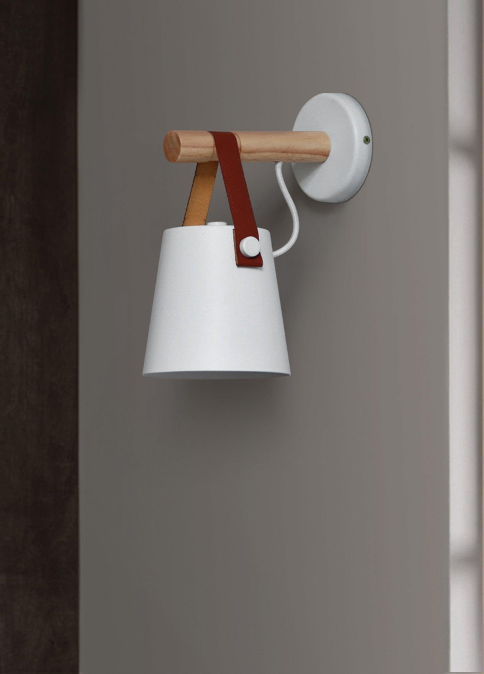 Konic Wandlamp - Stijlvolle Muurlamp Met Houten Accenten