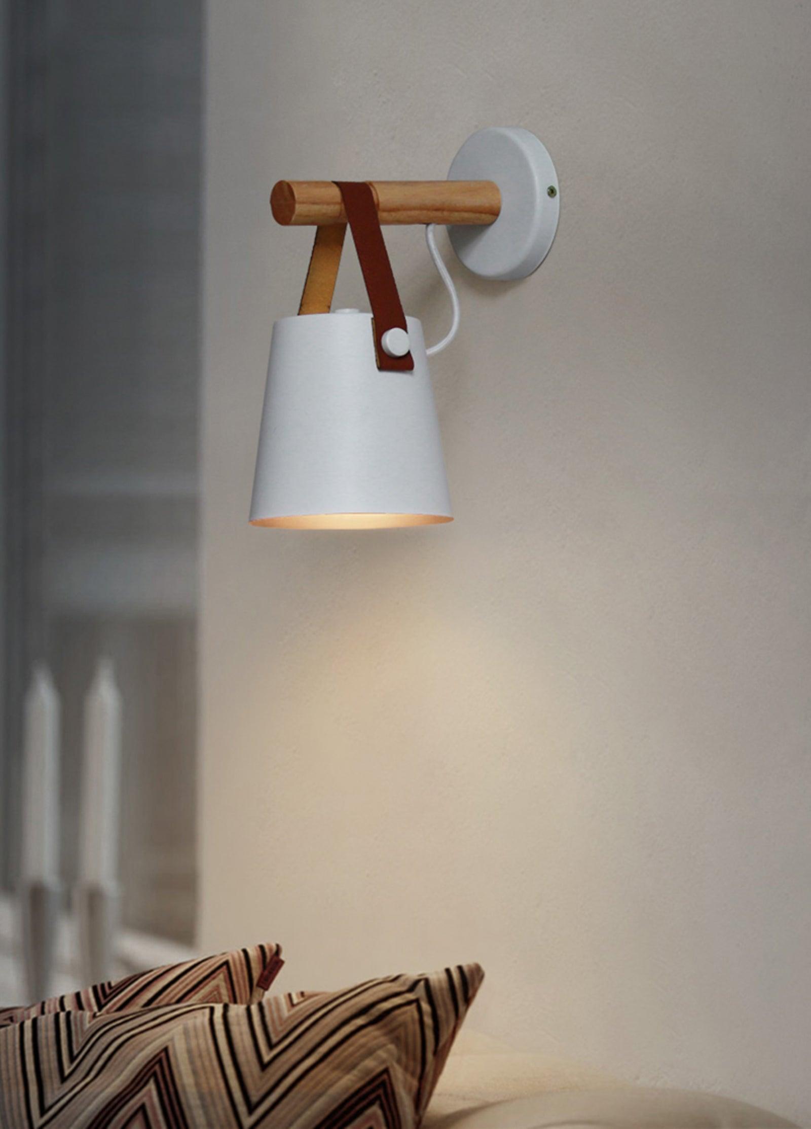 Konic Wandlamp - Stijlvolle Muurlamp Met Houten Accenten