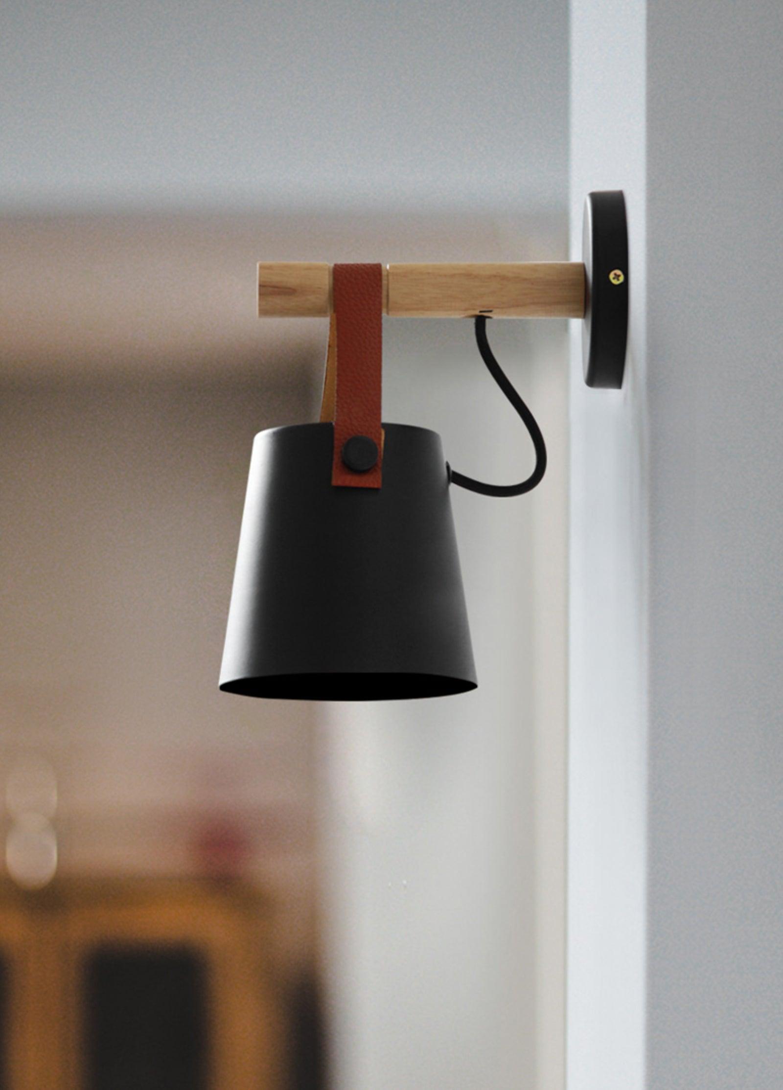 Konic Wandlamp - Stijlvolle Muurlamp Met Houten Accenten