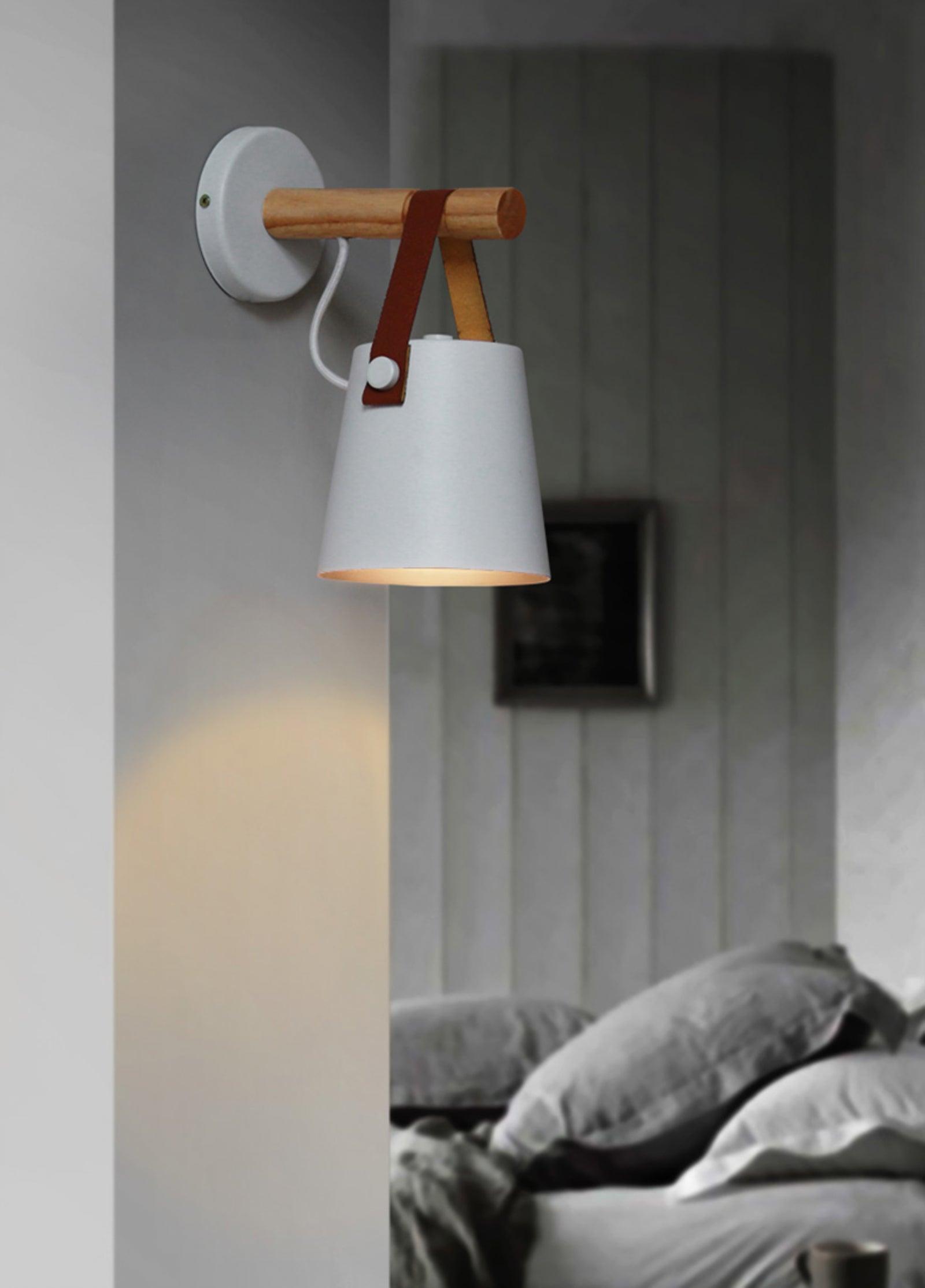 Konic Wandlamp - Stijlvolle Muurlamp Met Houten Accenten